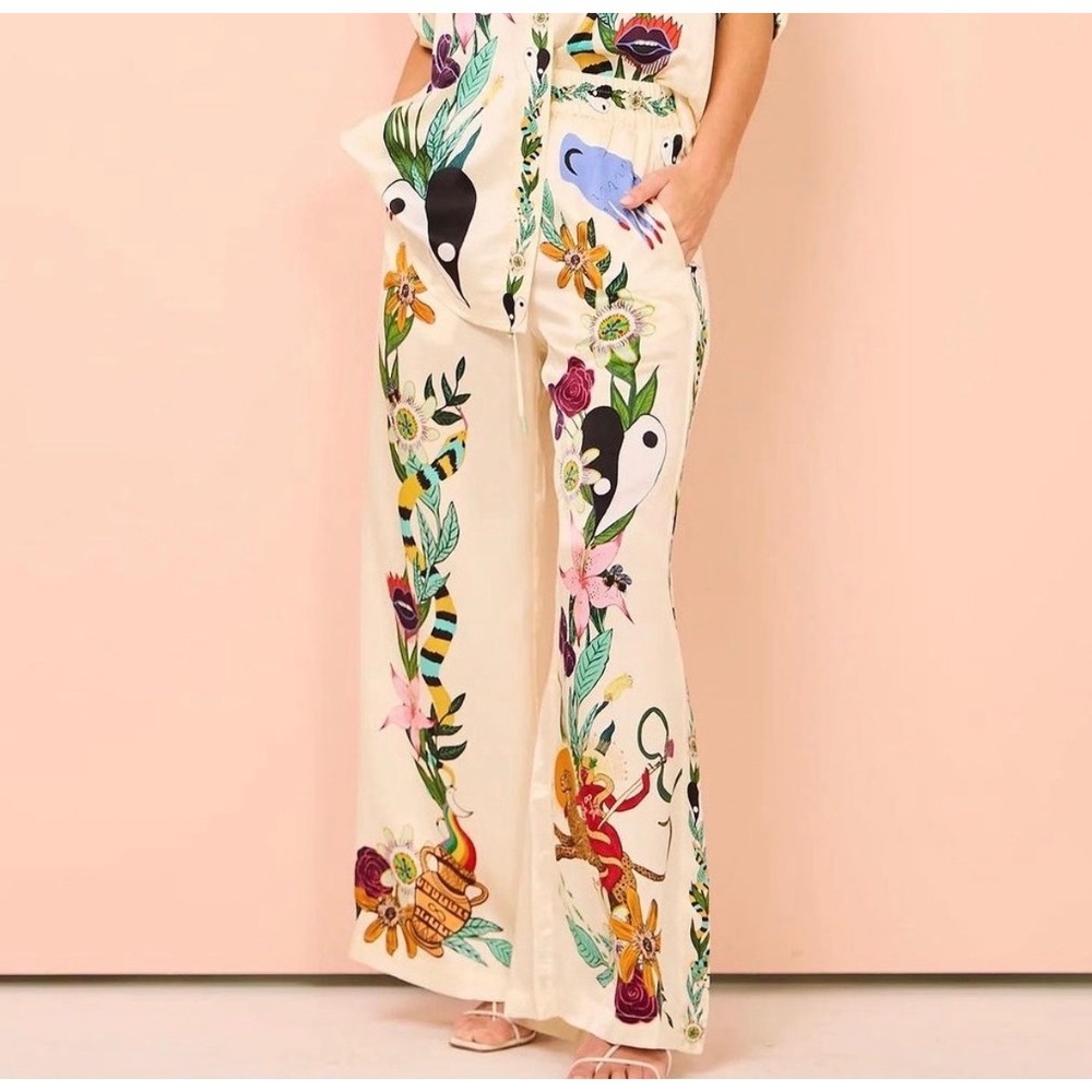 Women's Surrealist Novelty Printed Palazzo Satin Wide-Leg Pants Cream Small